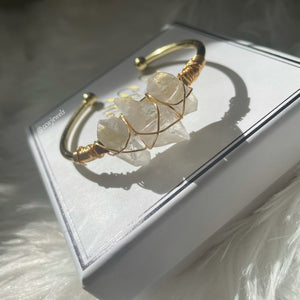 White Quartz & Gold 3 Stone Bracelet